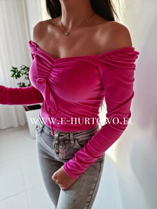 Body damskie UE0124