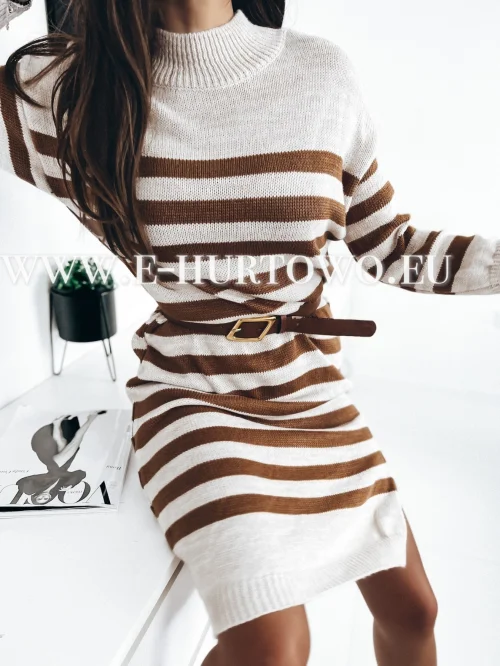 Swetry damskie SG395201