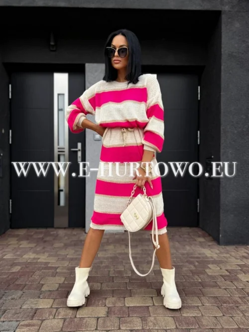 Sukienka sweterkowa IKN07414400