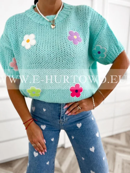 Sweterki damskie SD3545