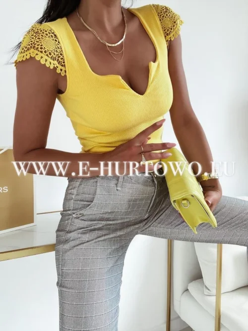 Bluzka damska MOJE708