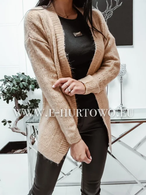 Swetereki damskie MOT02033