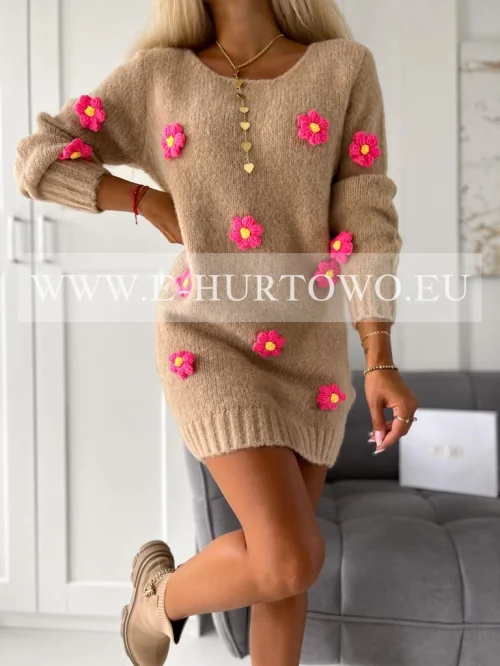 Sweterki damskie DFG3366