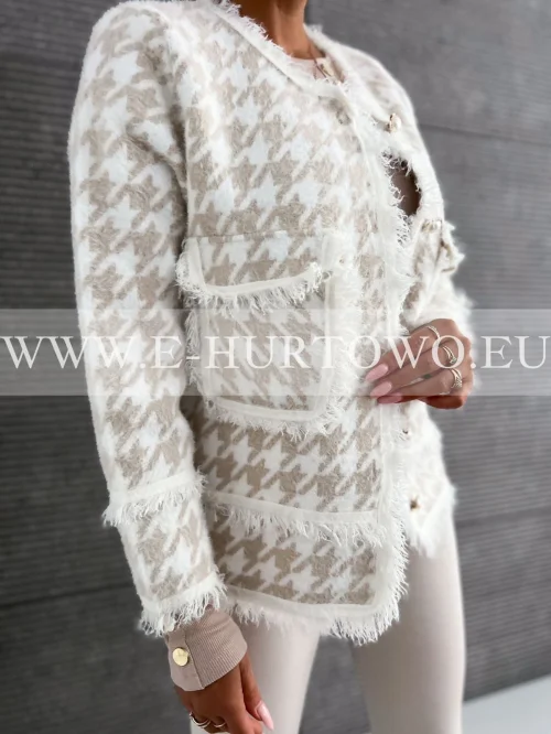 Narzutka damska UES693