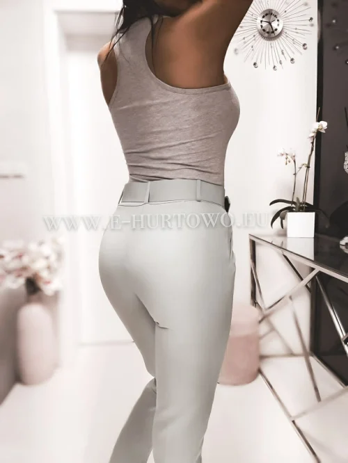 Bluzka typu bokserka HH5552