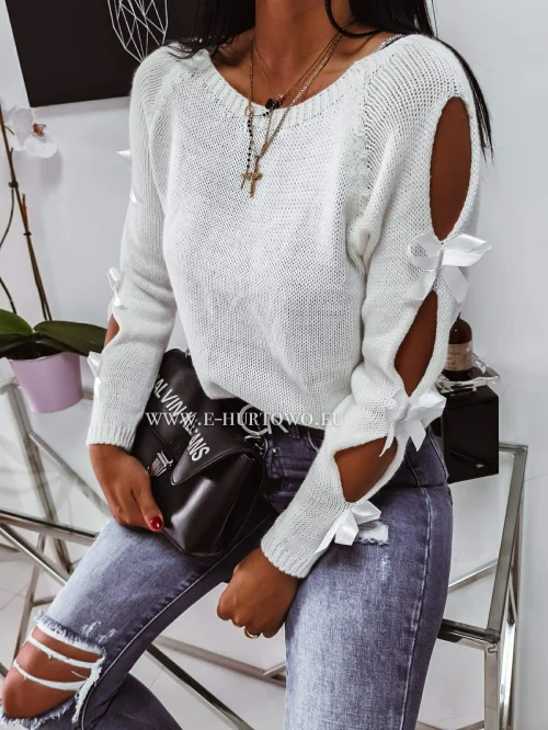 Swetry damskie GGF823