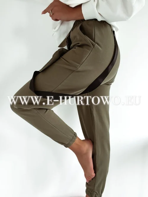 Spodnie damskie IKM06355