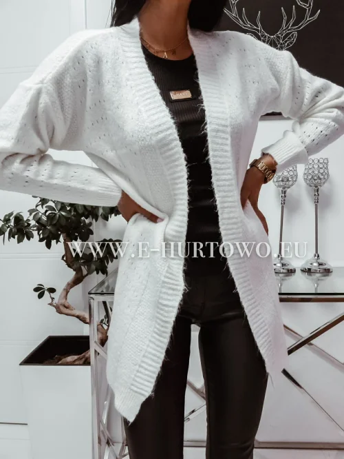 Swetereki damskie MOT02033