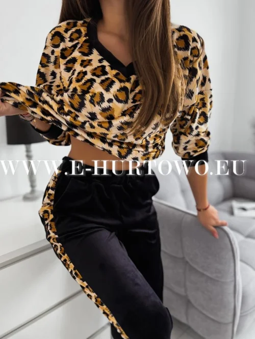 Komplet dres damski welurowy DA523302