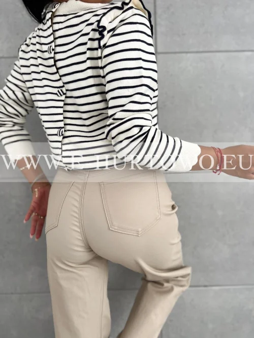 Sweterek damski E804