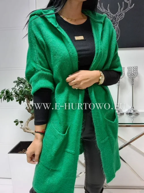 Swetereki damskie MOT02031