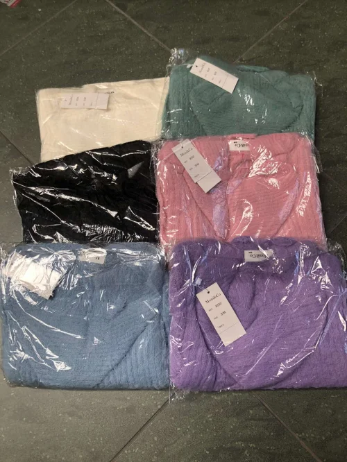 Swetry damskie IKN03361