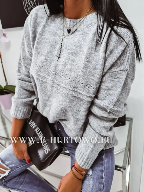 Swetry damskie MOT7740