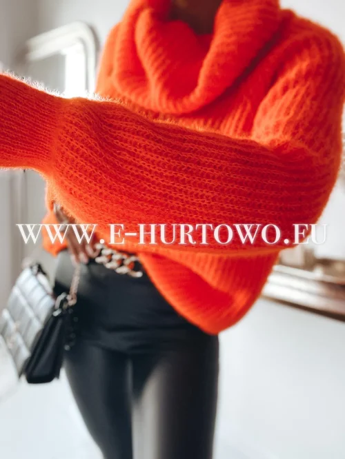 Swetry damskie UE552044