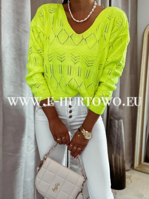 Sweterki damskie MOT710444