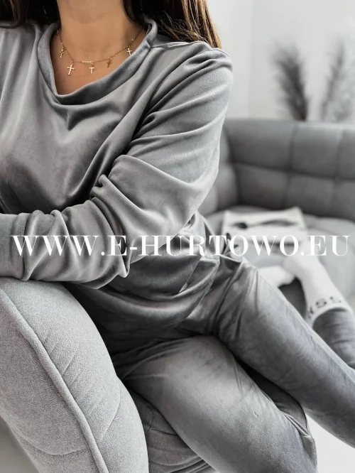 Komplet dres damski welurowy DA523300