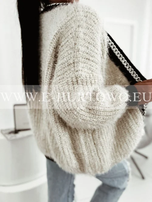 Narzutka damska UED693