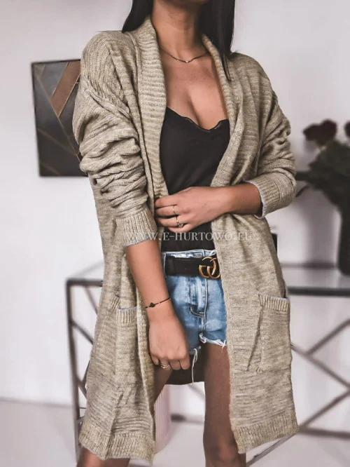 Swetry narzutki damskie FFMOT23-1