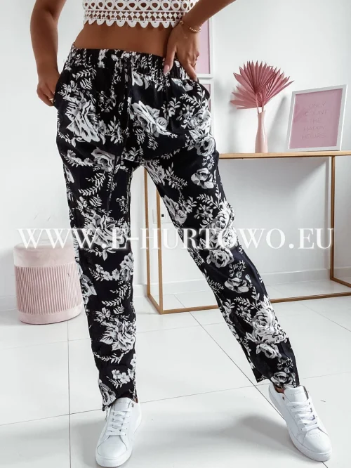 Spdonie damskie SA4856