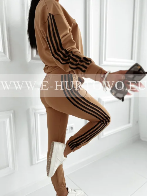 Komplet damski DGF877