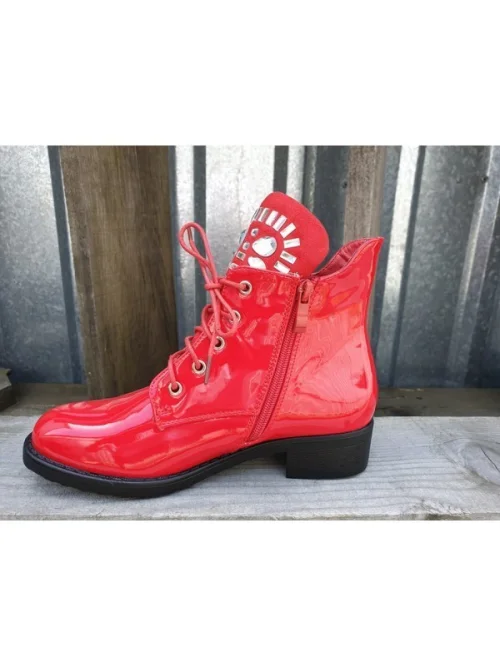 Obuwie damskie NC866 RED (36-41)