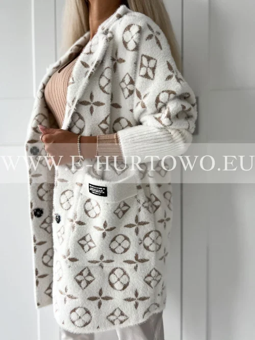 Płaszcz damski typu alpaka SC336