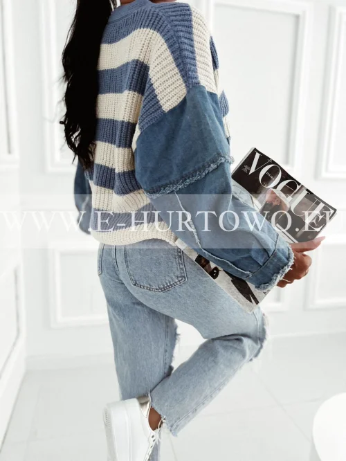 Sweterek damski E708